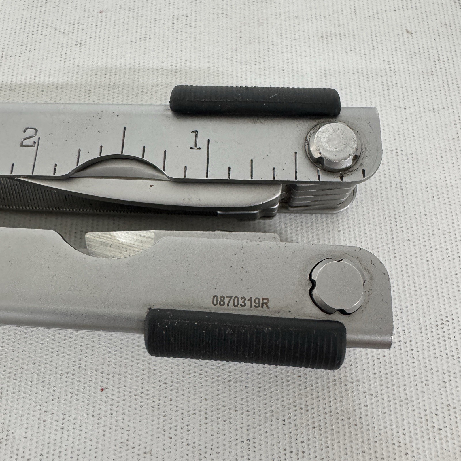 Gerber Tools Stainless Steel Needle Nose Multiplier Multi-Tool w/ Cutter MP600
