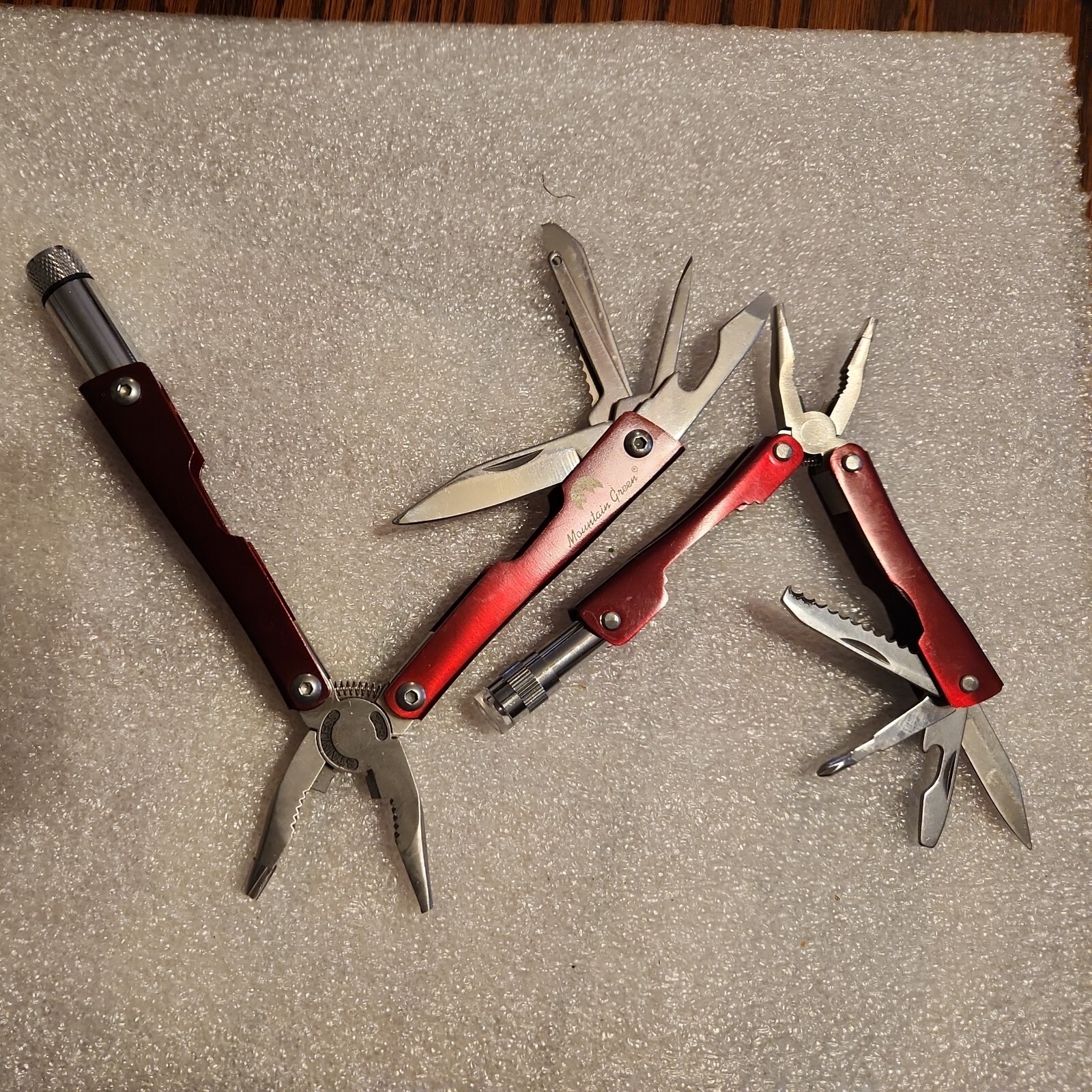 2 Green Mountain Advertising Multi Knife Tools Camping Survival Fishing