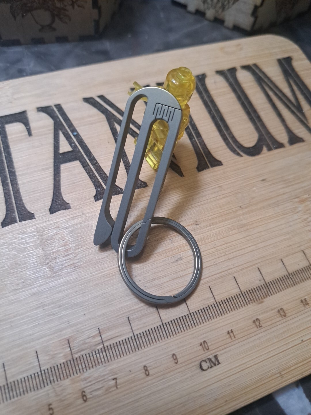 Custom Anodized Titanium Alloy Carabiner Belt Clip