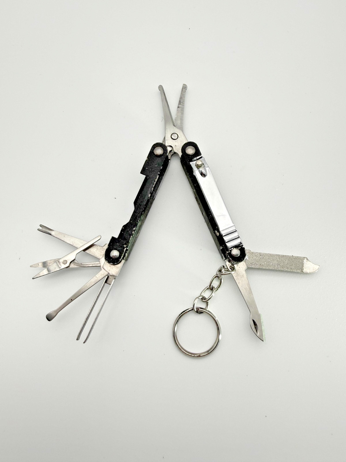 Mini Multi Tool Keychain Scissors Nail File Knife Screwdriver Compact EDC