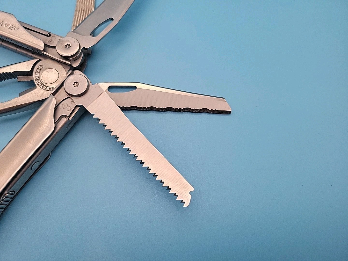 Leatherman WAVE Multi-Tool Dated 2006 – Silver – Pliers – File – Saw – Knife