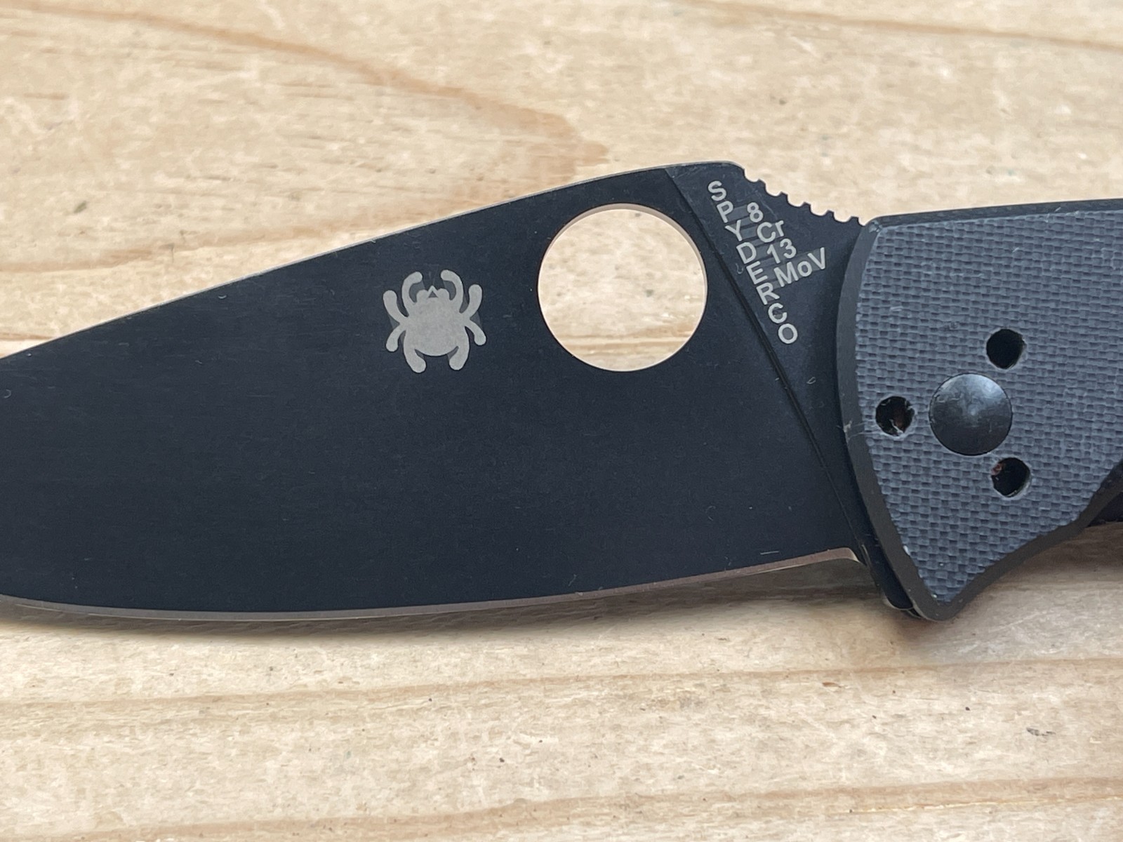 Spyderco Tenacious Black Plain Edge 8cr13Mov G10 Handle Folding Pocket Knife