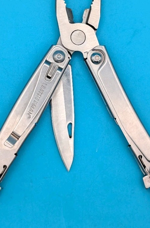 Leatherman Rev 3.8″ Multi-Tool, Stainless!