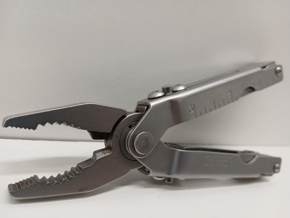 GERBER LEGENDARY BLADES MULTITOOL MP600 (P06035018)