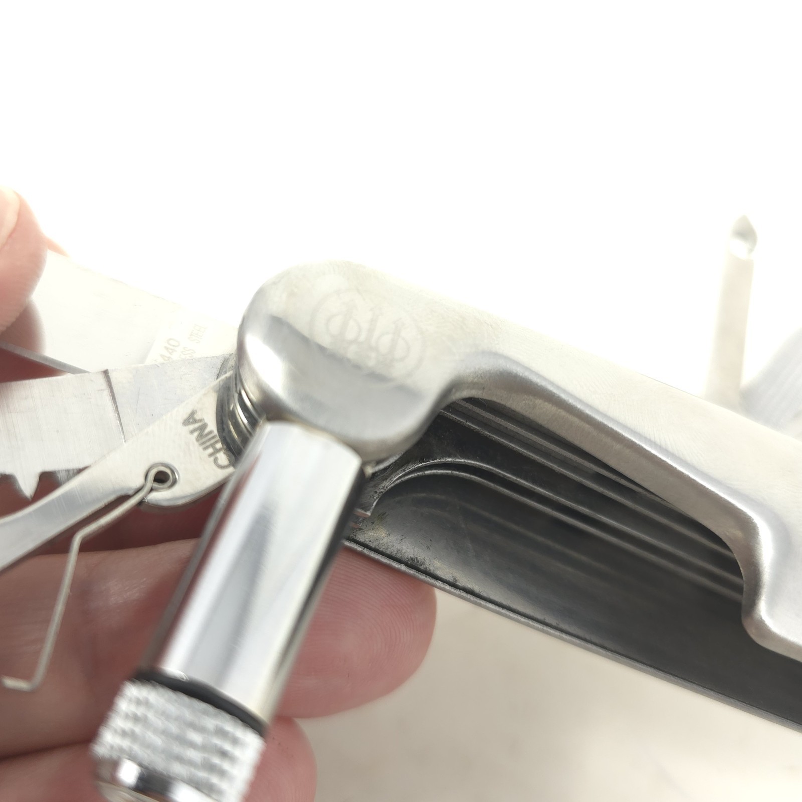 Beretta Multi-Tool Pocket Tool with LED JK81OAO2 W/Belt Sheath *READ*