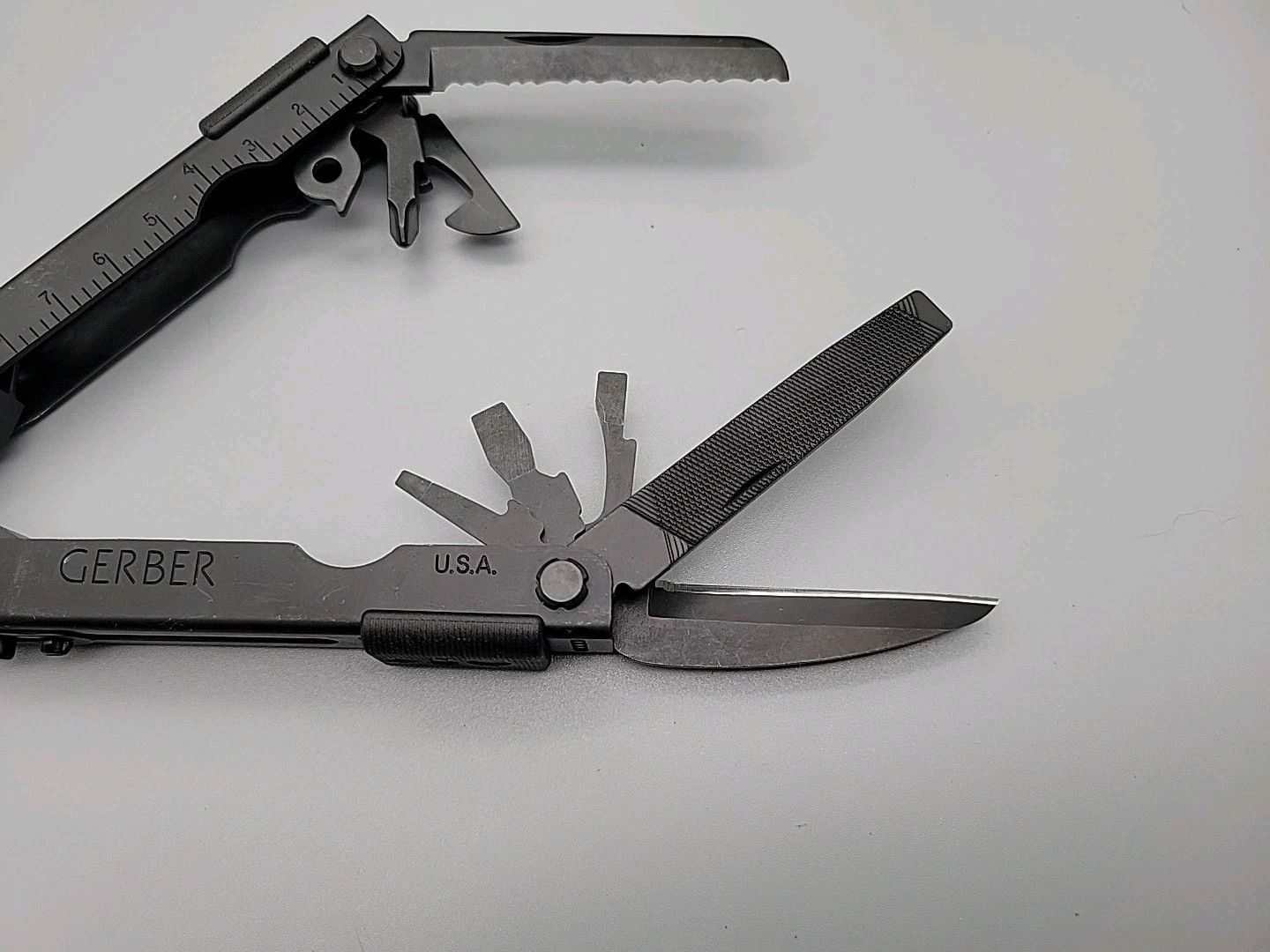 Gerber Multiplier MP600 Multi-Tool – Black – Needle Nose Carbide Cutter Pliers