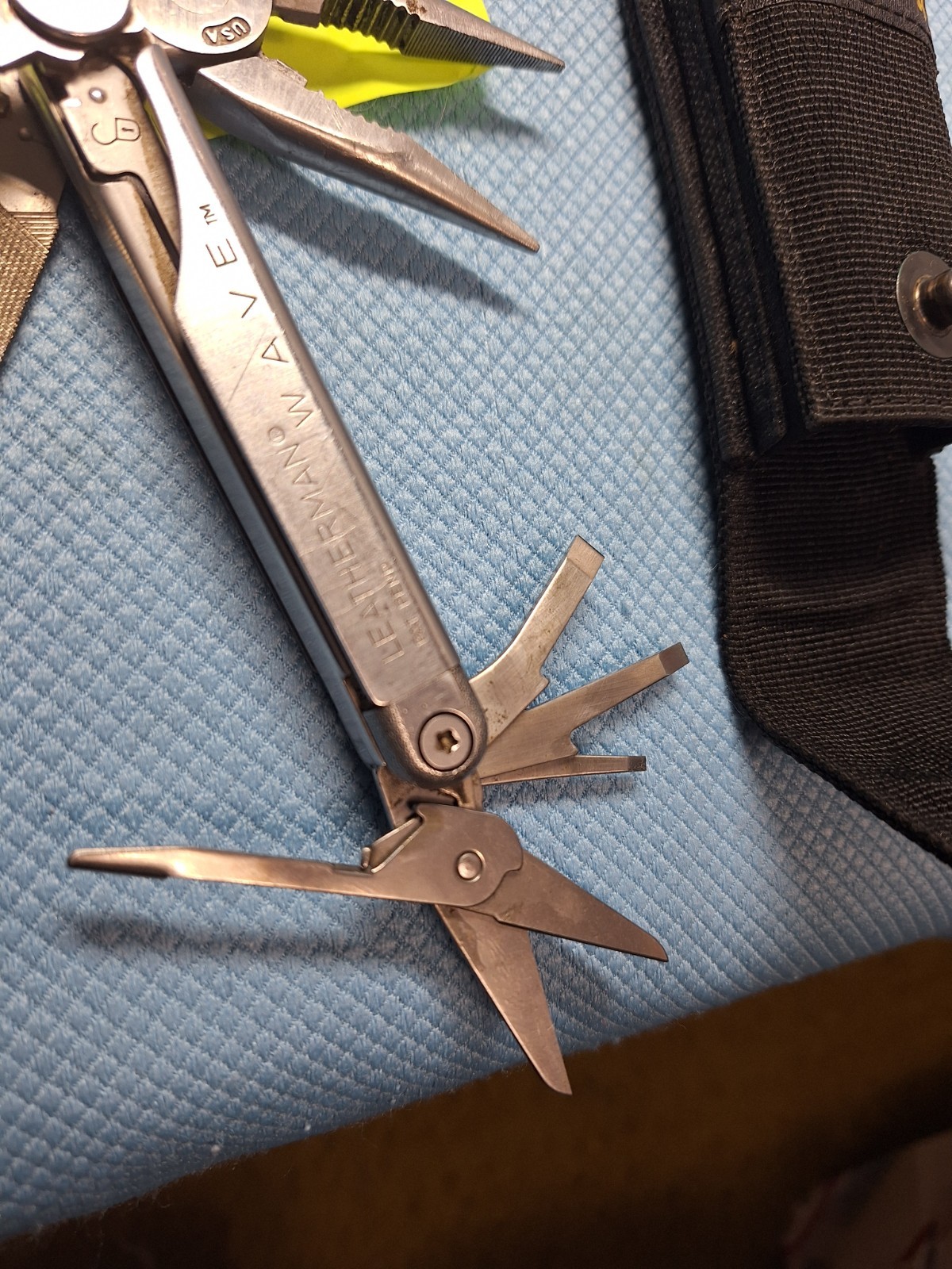 1 Leatherman 1ST GEN Multi Tool W/ SHEATH FISHING Camping LOC C03