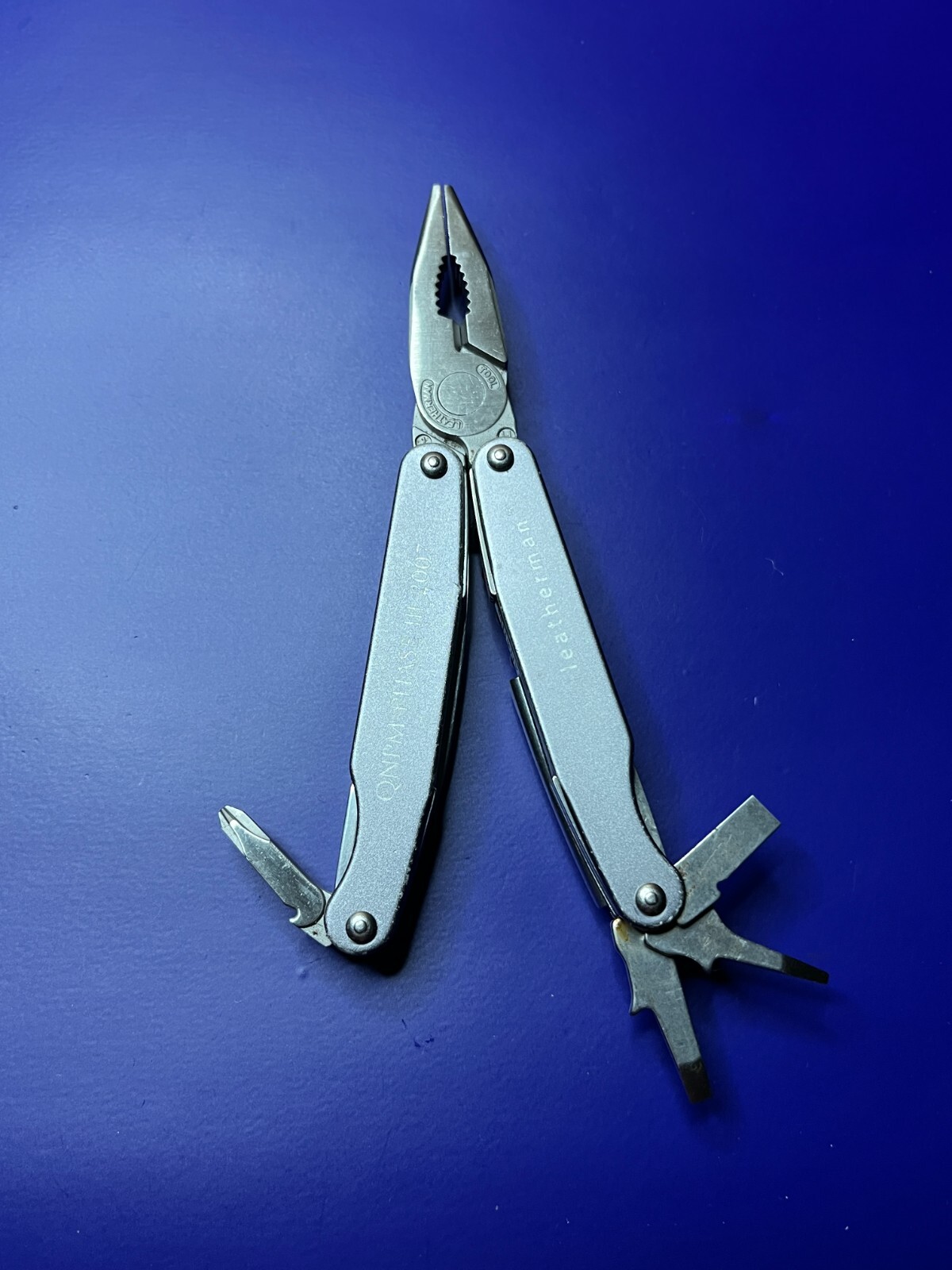 Retired Leatherman Juice C2 MultiTool Gray