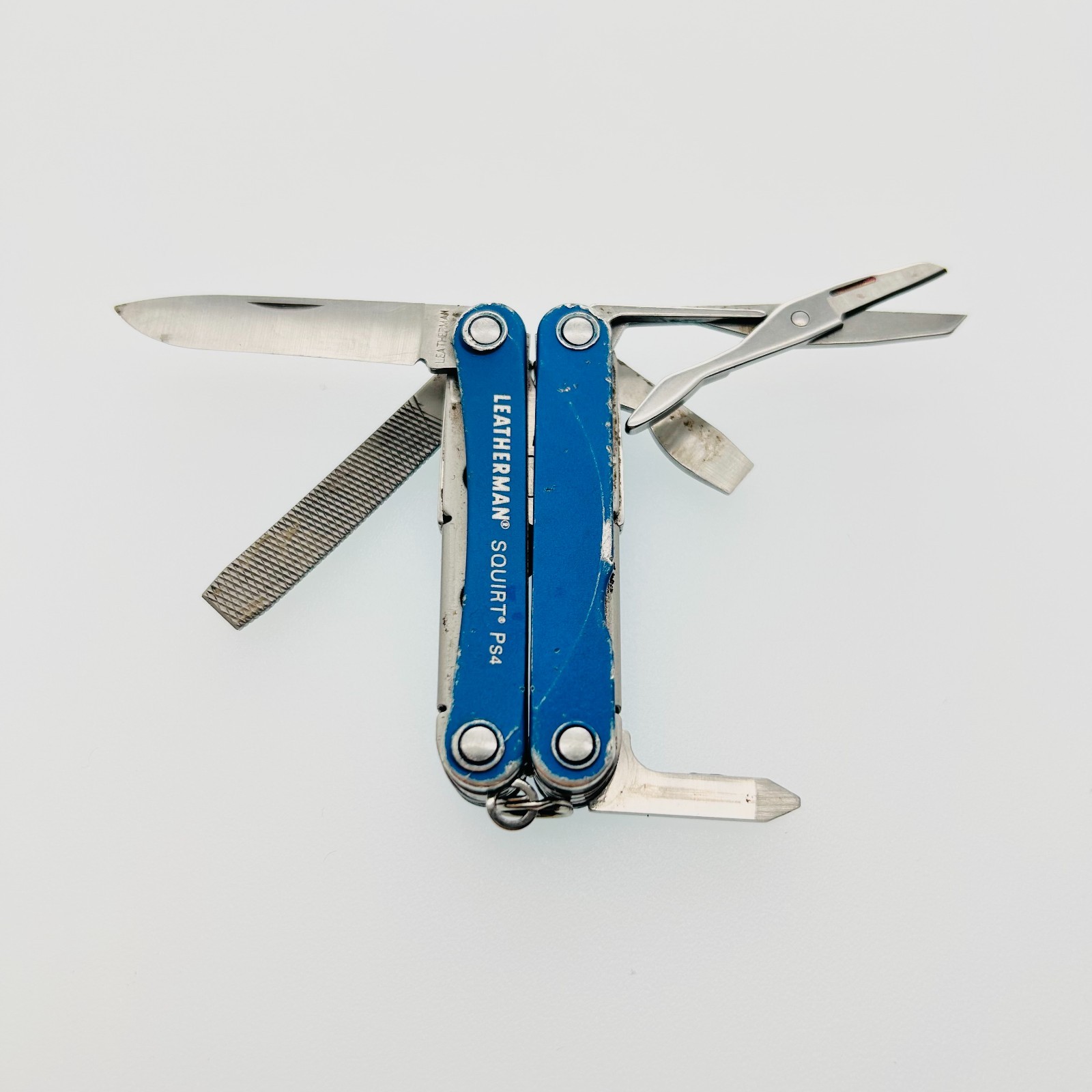 Leatherman Squirt PS4 BLUE – 8-in-1 Keychain Multi-Tool Discontinued (CODE8)
