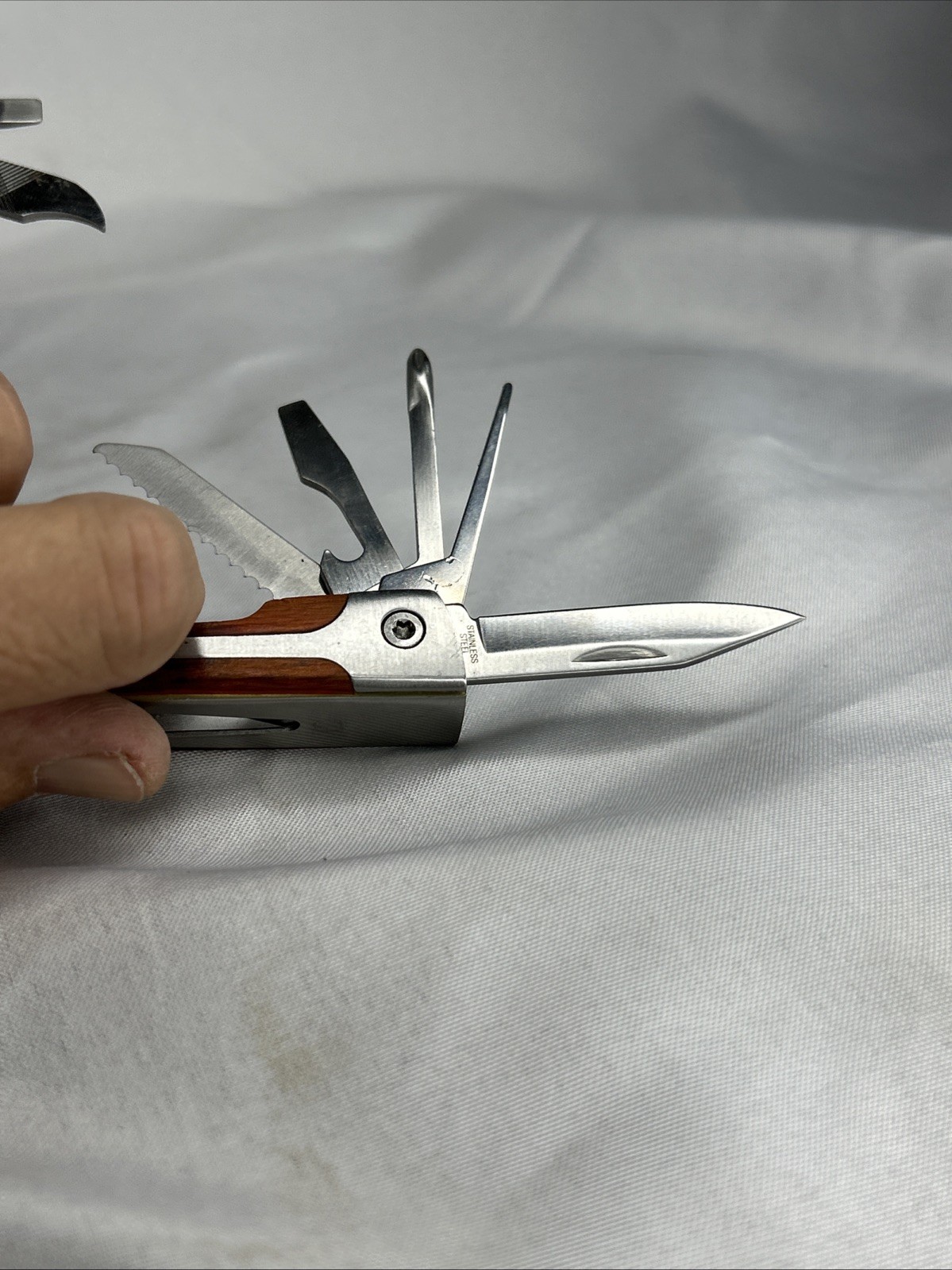 Winchester Trail Wood Stainless Steel 2CR Multi Tool 12 Tools Y2K Vintage Knife