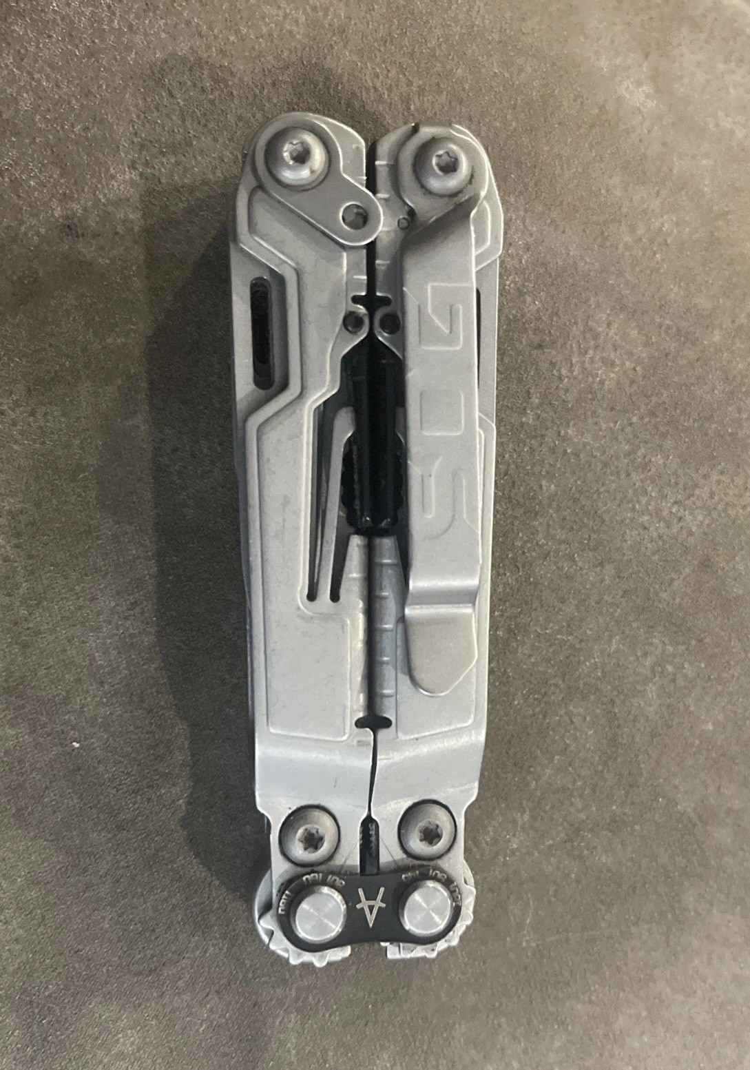 SOG PowerPint Tool Compact Lightweight Silver Multi-Tool!