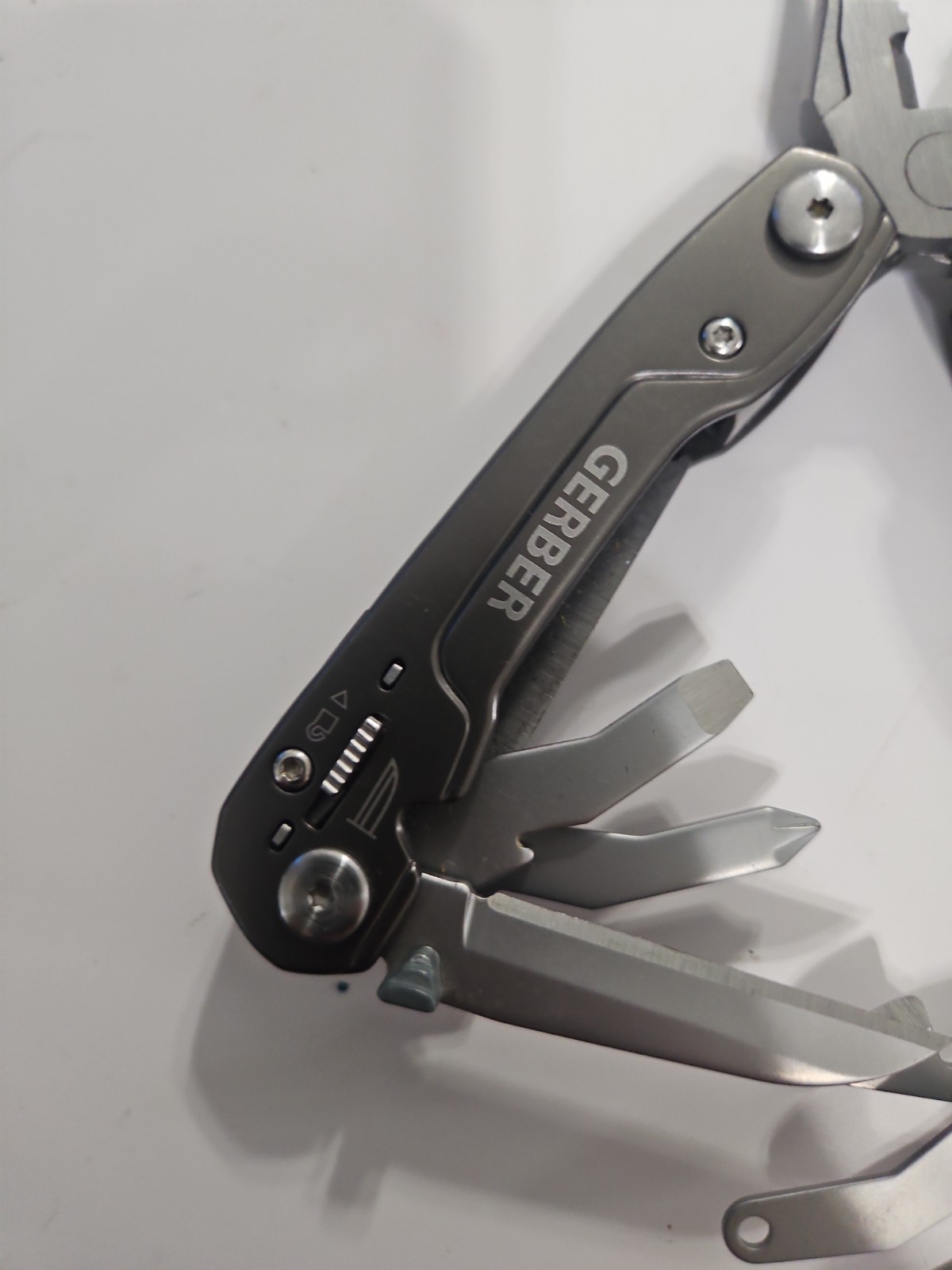 GERBER Resolve Multi Tool Leatherman Pliers Camping Hiking Hunting Titanium Gray