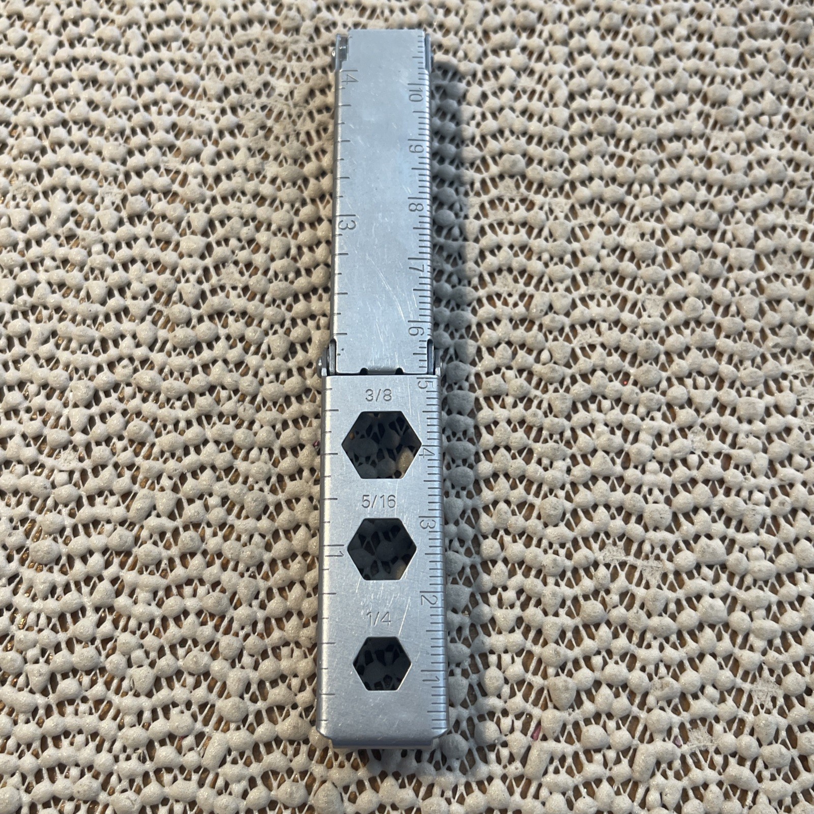 COAST MICRO TOOLBOX – Mutli Tool Knife Scissors File Bottle Opener Screwdriver