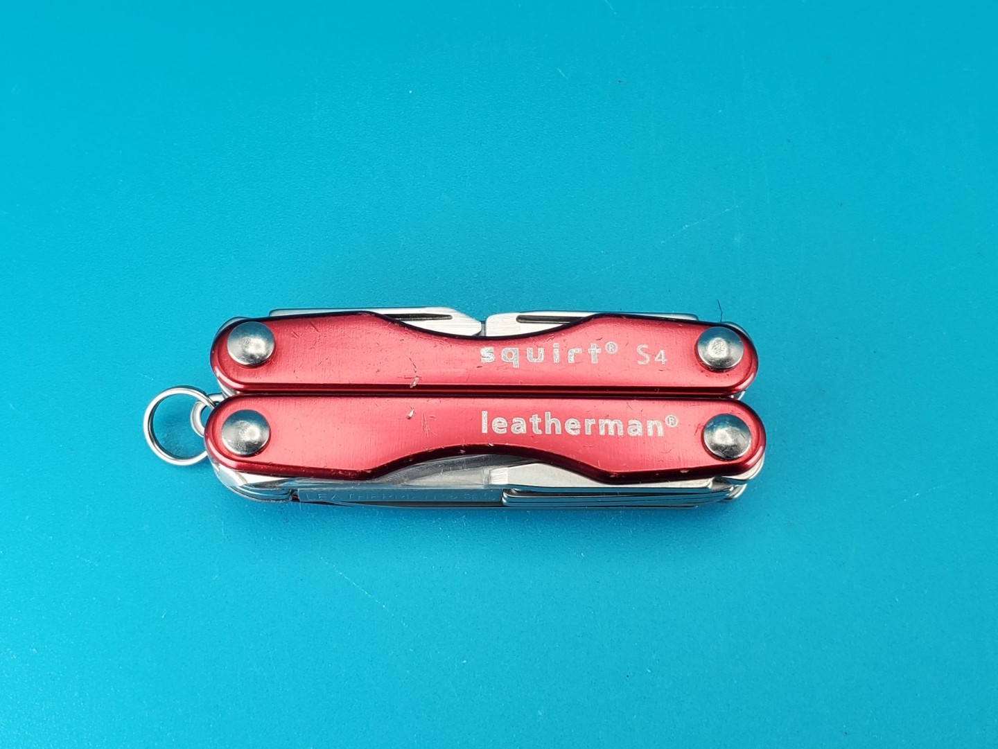 Leatherman Squirt S4 Multi-Tool, Key Ring, Retired, RED!