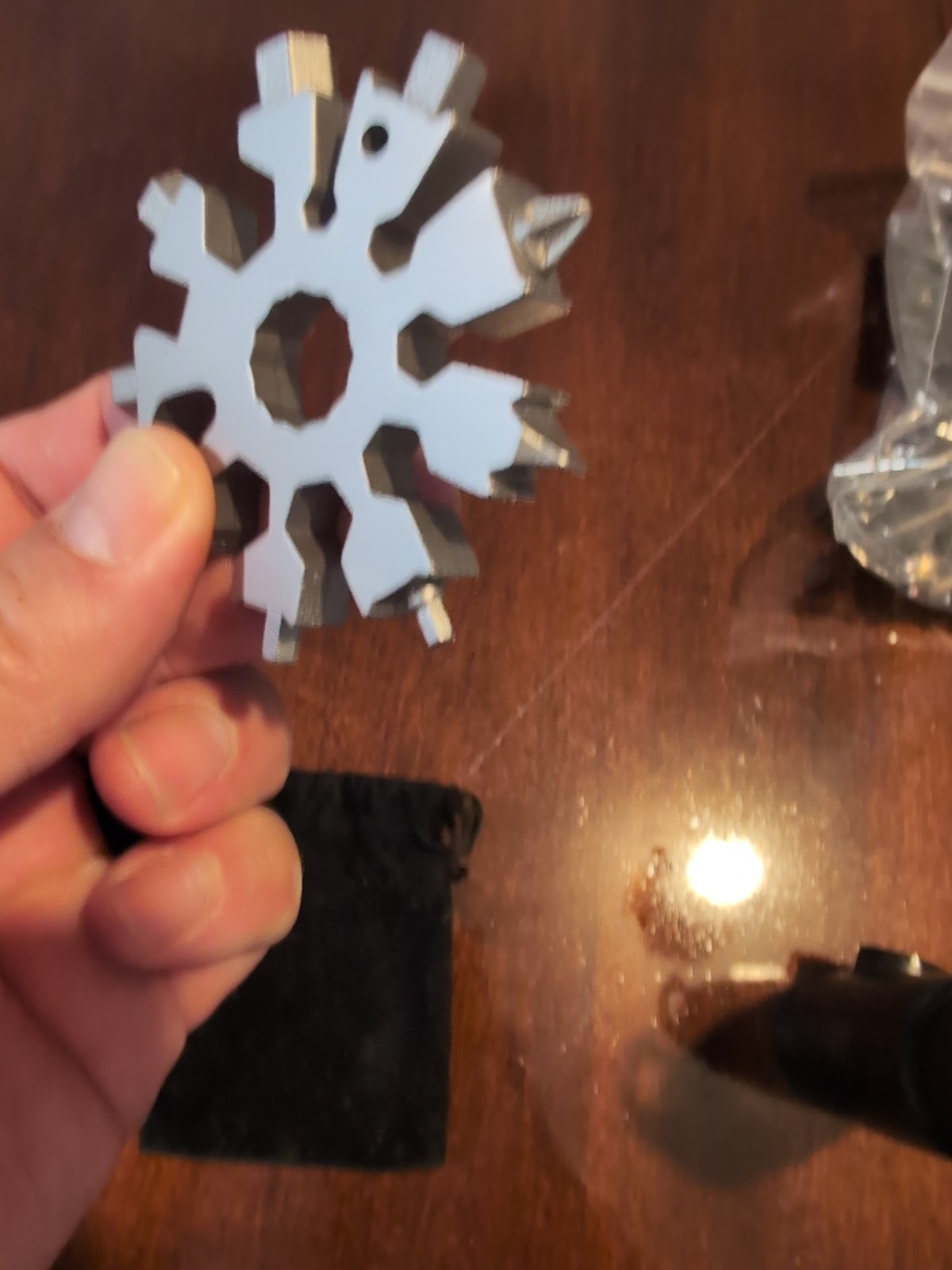 18 In 1 Snowflake Shape Key Chain Stainless Multi-Tool Screwdriver, New, Black