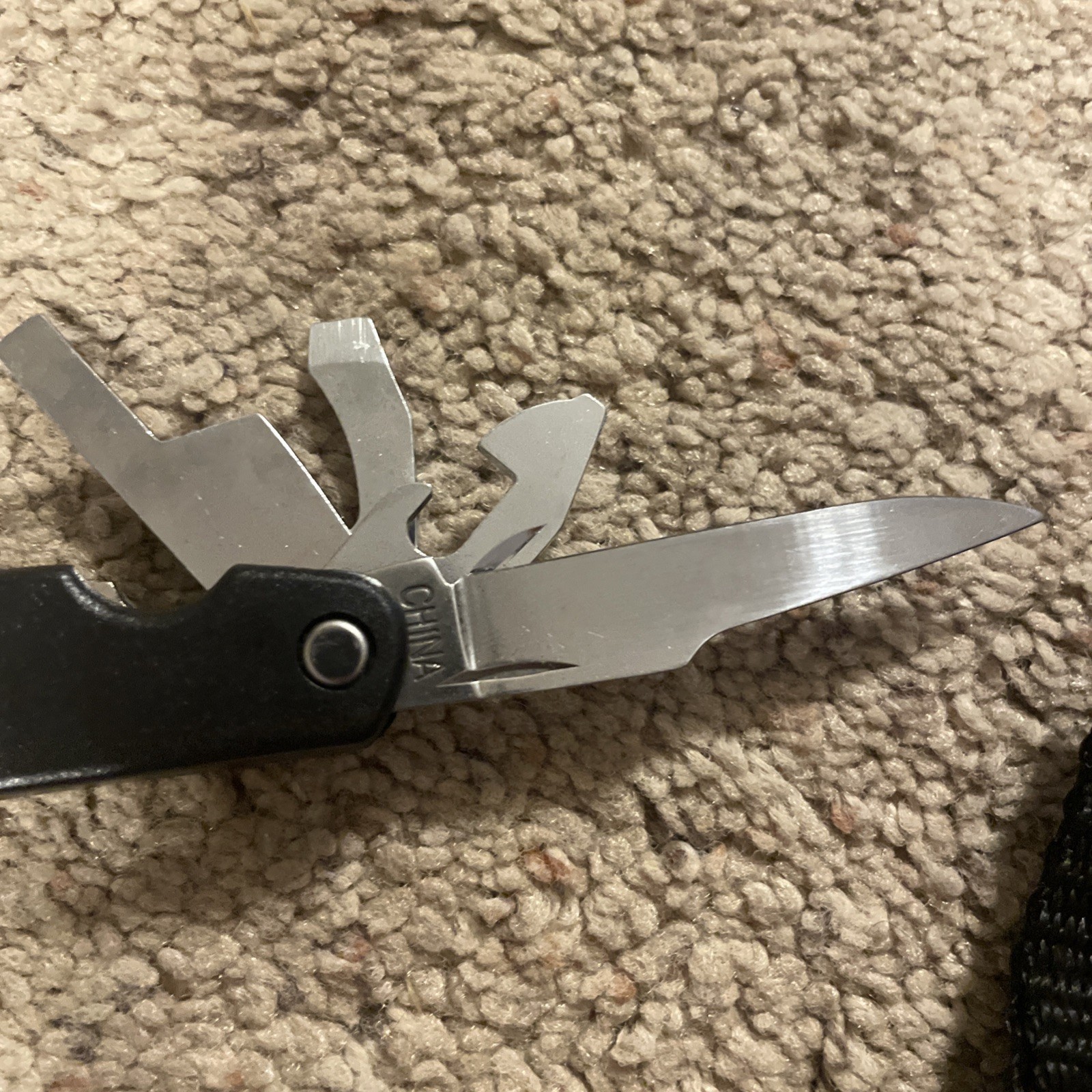Handyman Club of America Folding Multi Tool