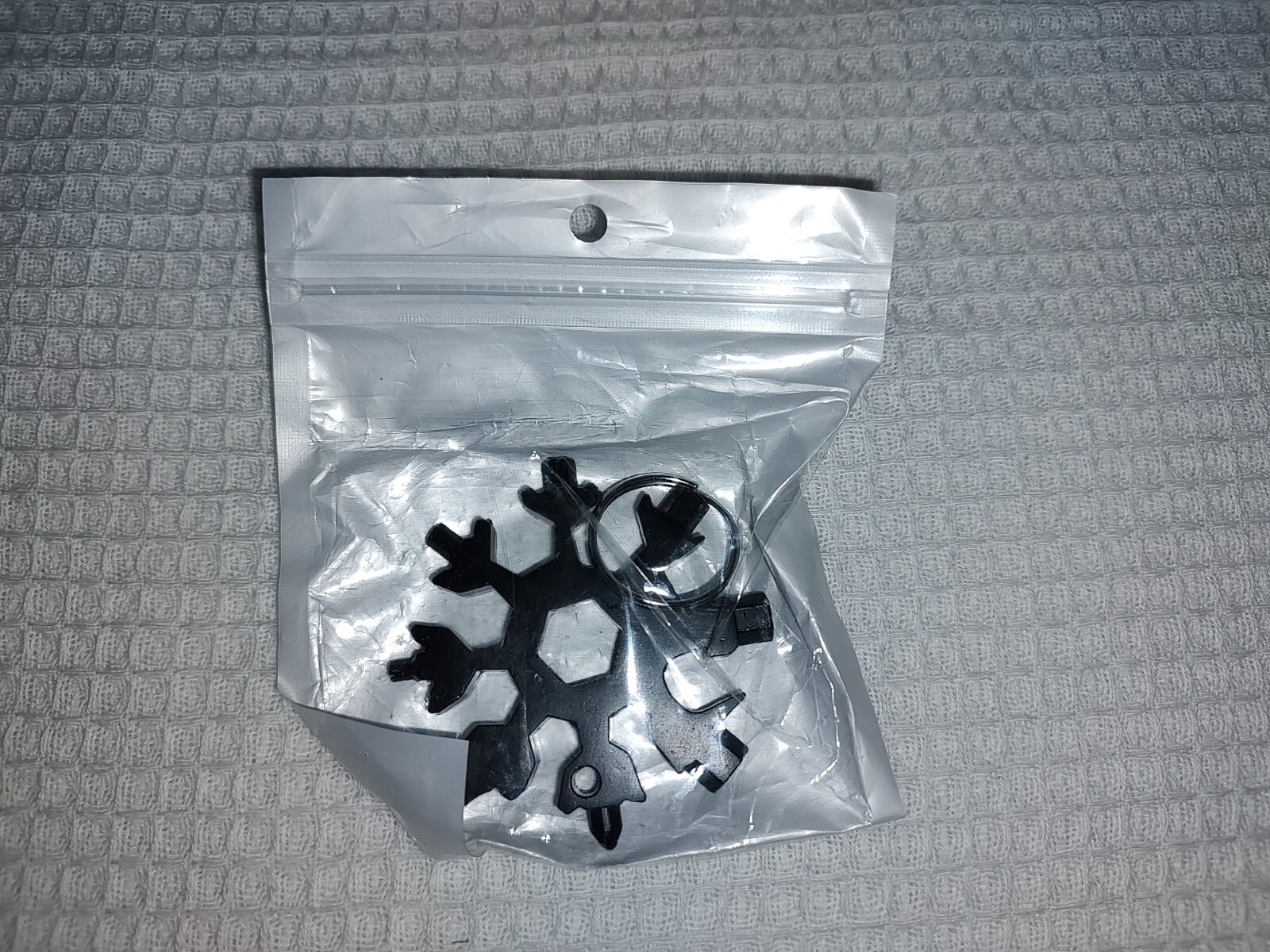 18 In 1 Multi Tool Black Stainless Steel New With Original Packaging & Keyring