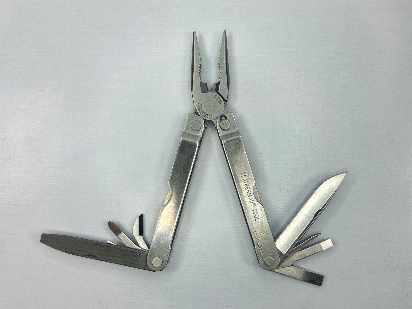 Vintage 2002 Leatherman Portland OR Multi Tool w/Nylon Sheath Oilfield 15 Years