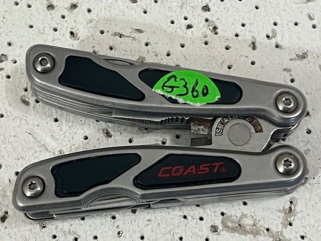 Coast Multi Tool Silver And Black Pilers 10 tools —