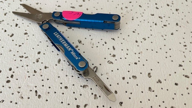 Leatherman Micra Scissors Knife Tweezers File Blue Multi Tool- – – – –