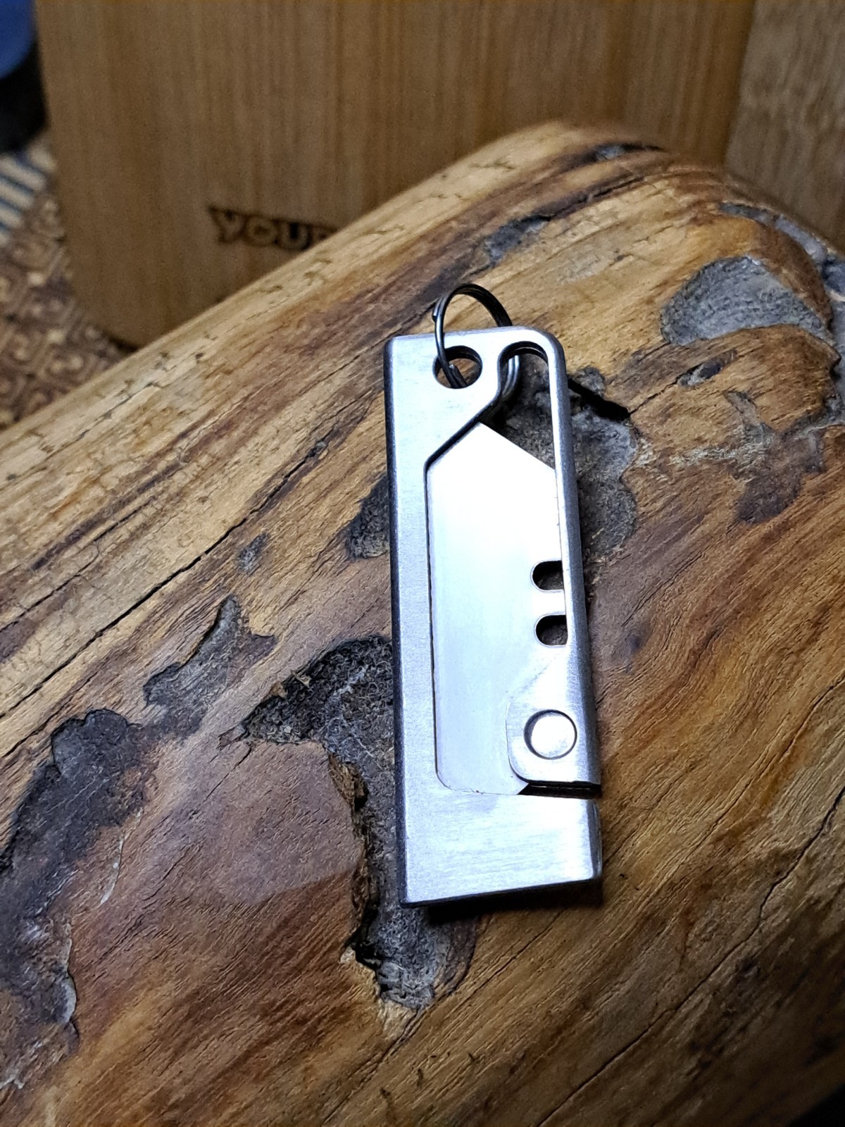 Minimalist Stainless Steel Keychain Utility Knife