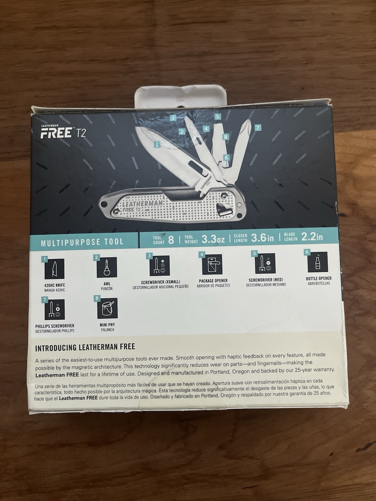 Leatherman Free T2 Pocket Knife Multipurpose Tool – 8 Tools – New In box