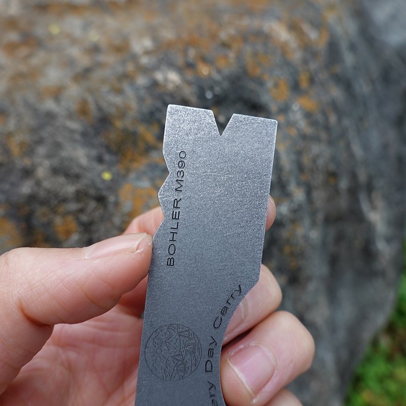 Premium M390 Steel Pry Bar EDC Multi Tool Hardness 58-60HRC – Customize
