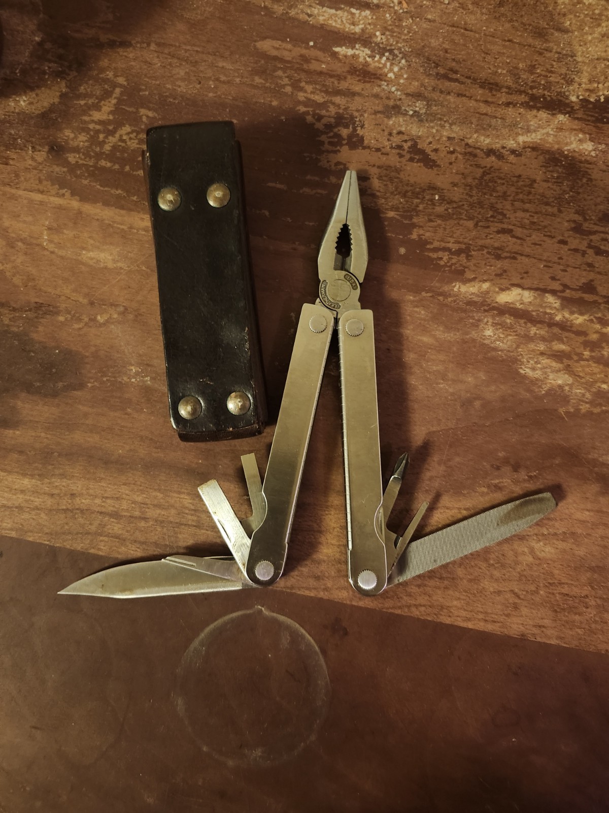 Vintage Original Leatherman Multi-Tool Portland OR TM “0895” w/ Leather Sheath