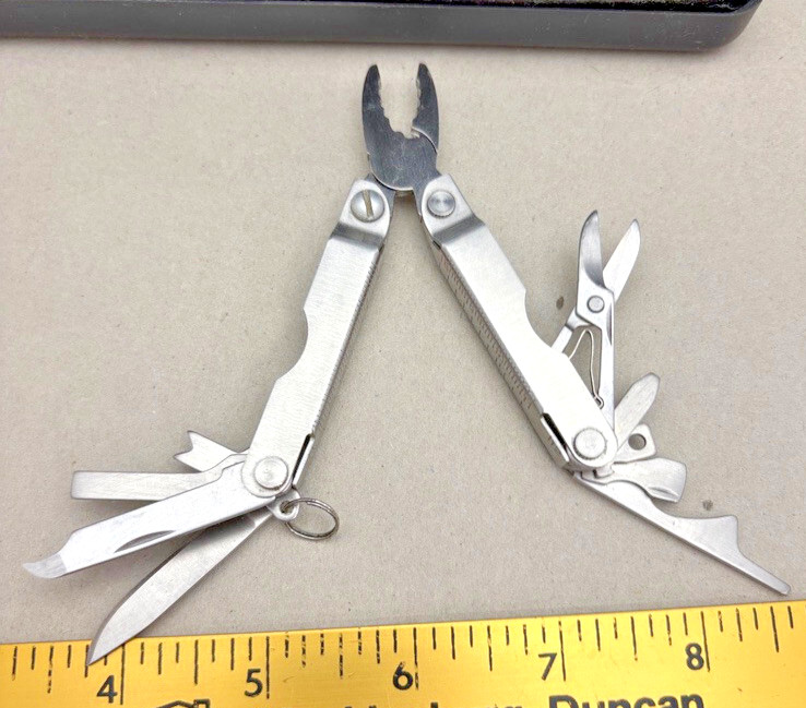 VTG Sheffield Multi-Function Tool Set Nail Clippers Key Chain Multi Tool