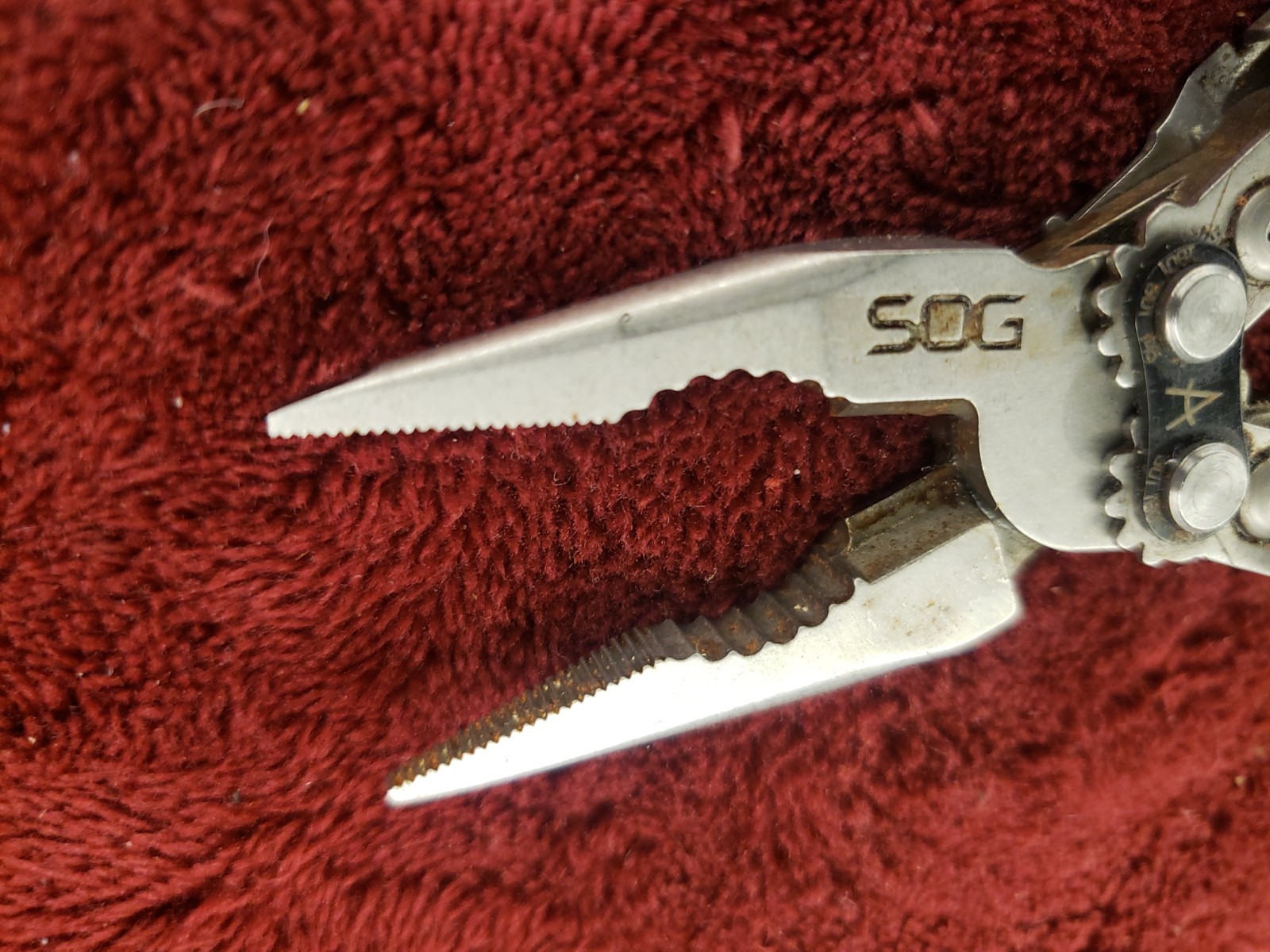 SOG PL1001-CP Stonewash PowerLitre Multi-Tool w/17 Tools corkscrew