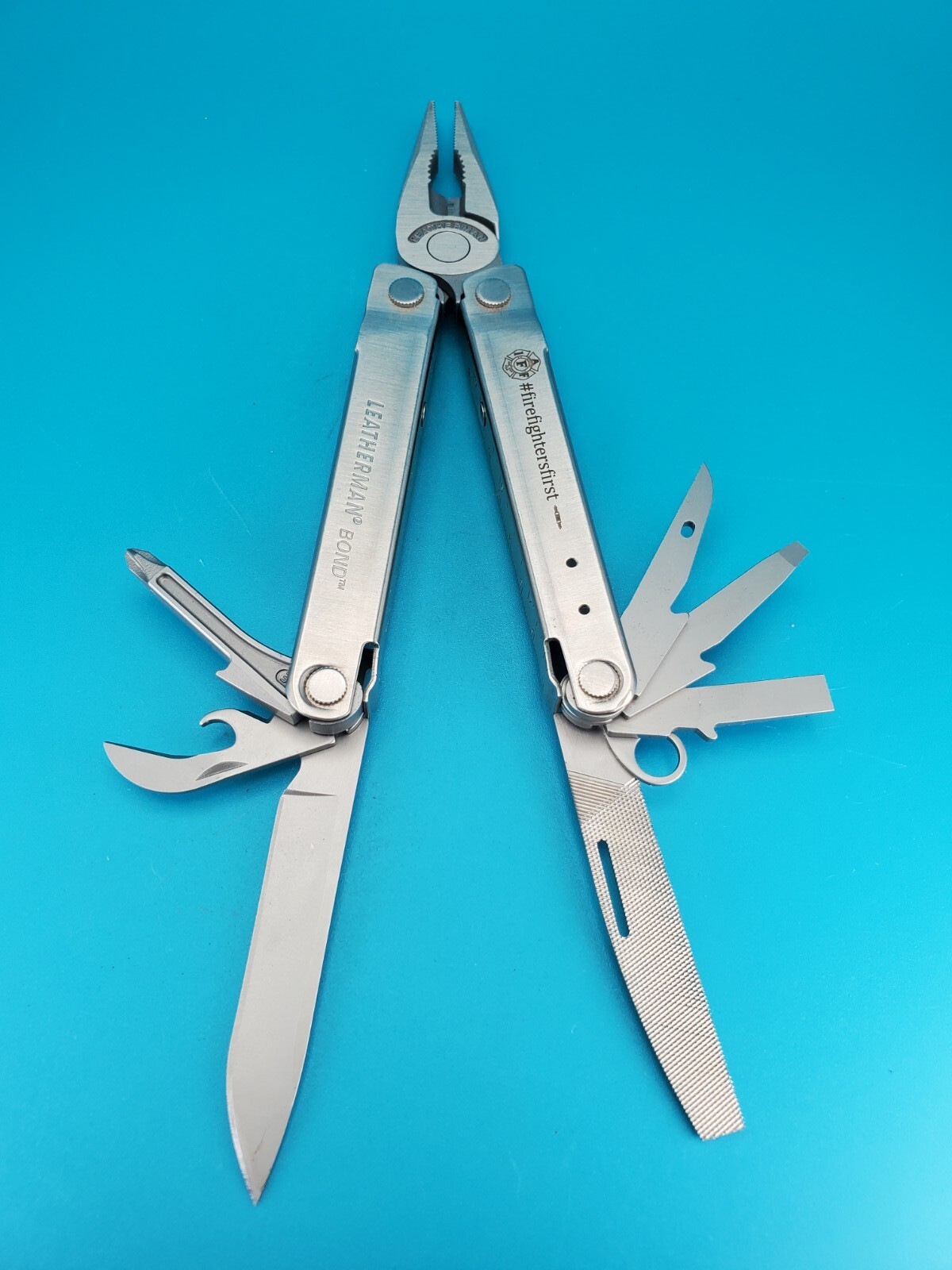 LEATHERMAN Bond Multitool! With Sheath! *FIREFIGHTERSFIRST*
