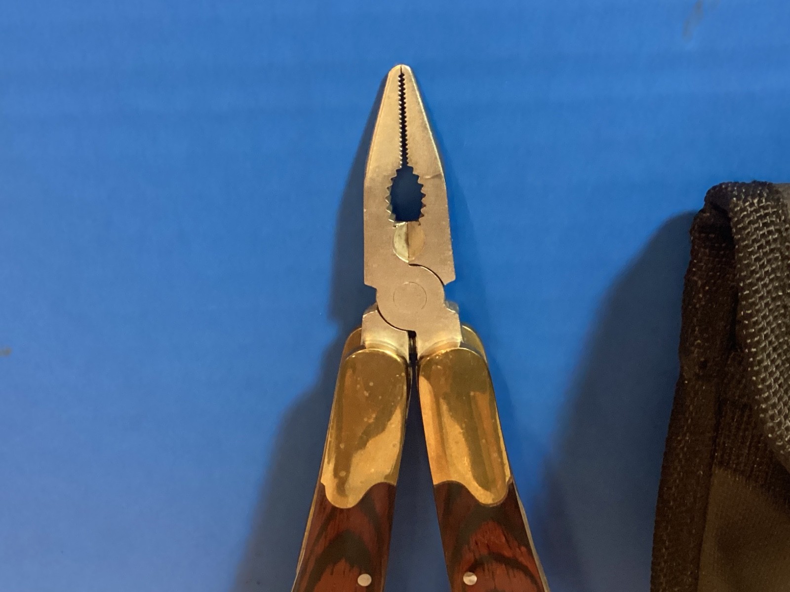 HUSKY Limited Edition 25th Anniversary Multi-Tool & Carry Case