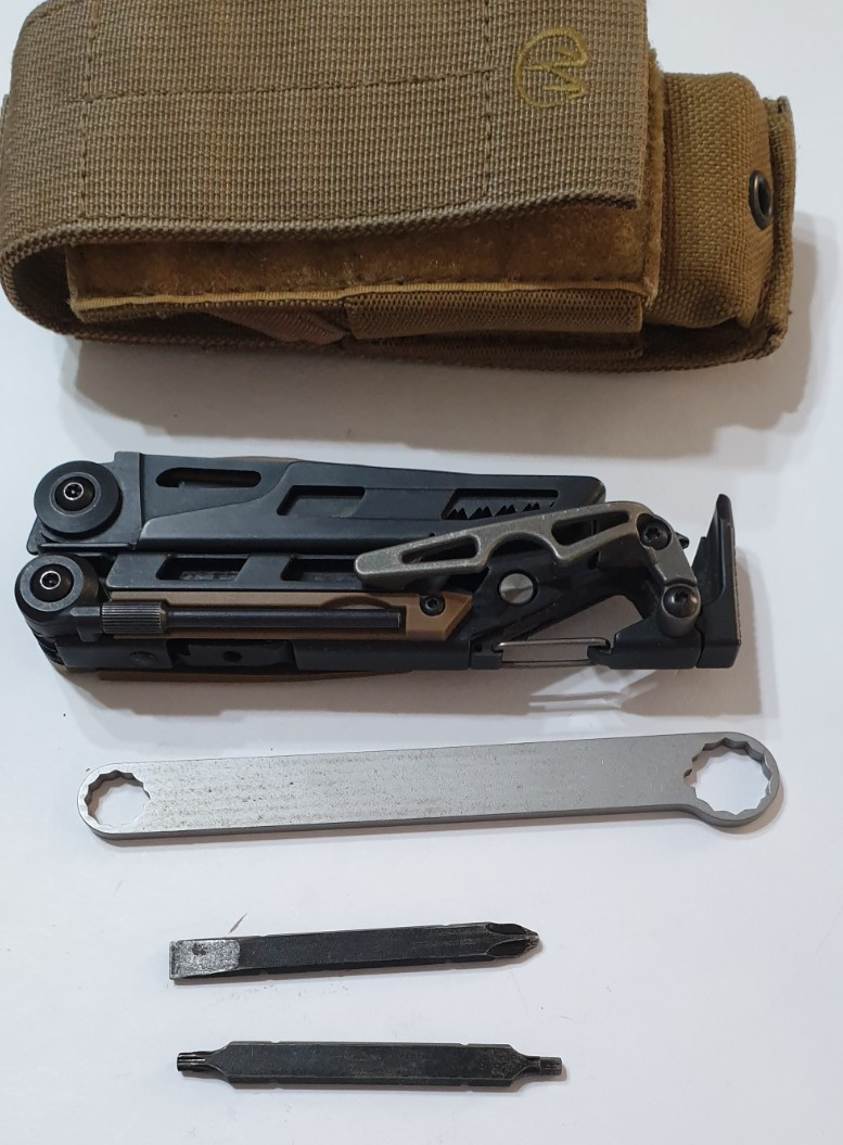 🔥 Leatherman MUT 2011 Multi Tool Military With Wrench Retired Collectable Rare