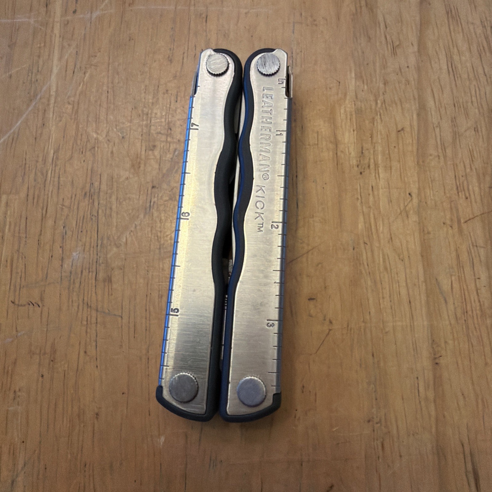 Leatherman KICK Multi Tool Knife RETIRED NO POCKET CLIP Pre Owned Some Rust