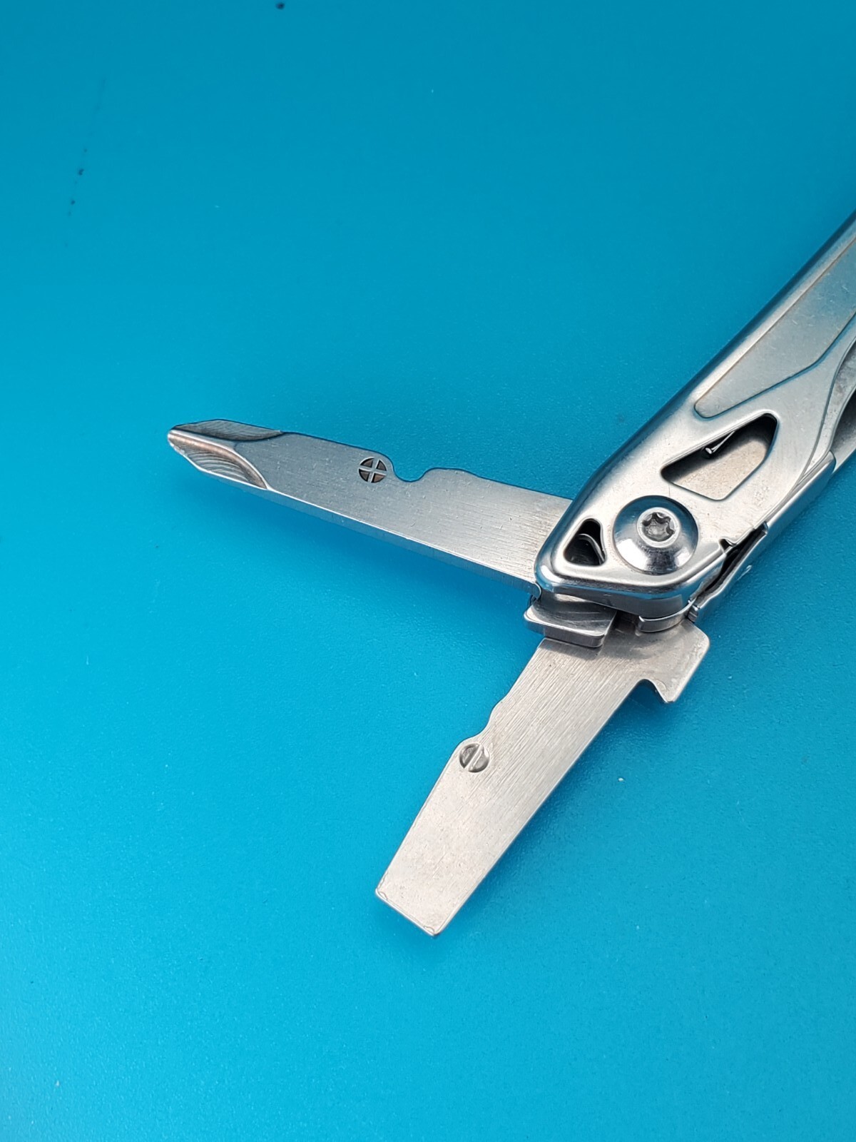 LEATHERMAN WINGMAN MULTI-TOOL! FAST SHIPPING! SUPERIOR ESSEX