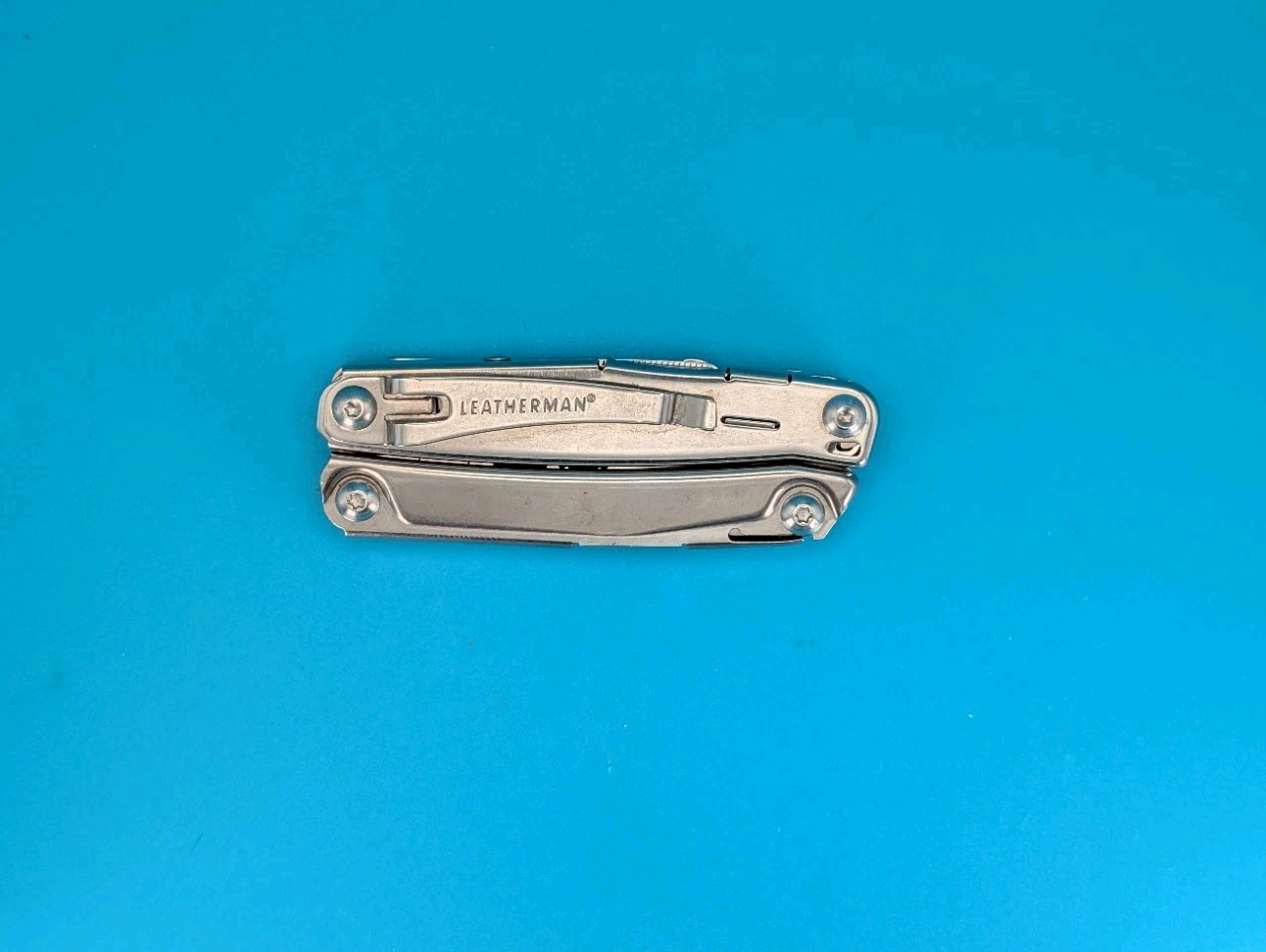 Leatherman Bolster 13 Tool Stainless Steel Multi-Tool!