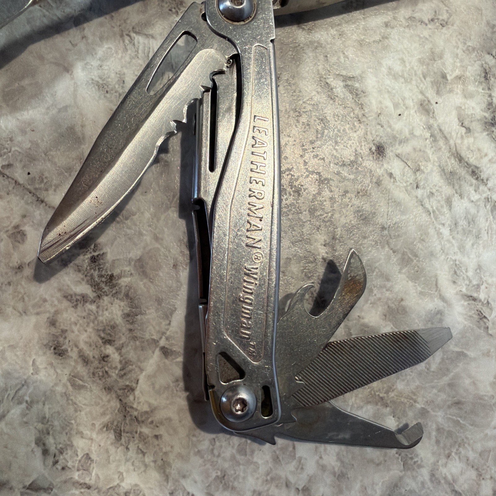 LEATHERMAN WINGMAN MULTI-TOOL! FAST SHIPPING! USED