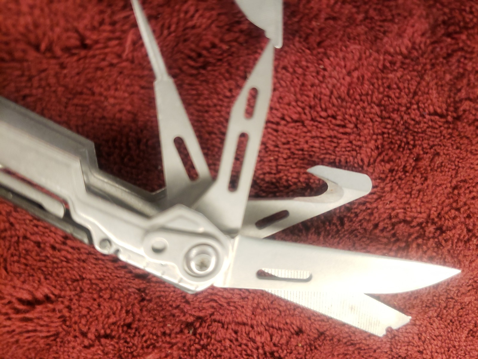 SOG PowerPint Multi-Tool Pocket Knife Folding Pliers