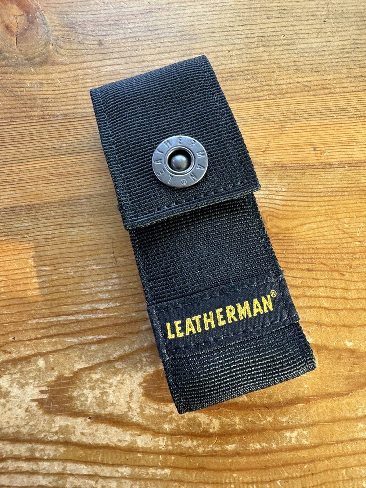 New Leatherman Bond Multitool W/ Sheath