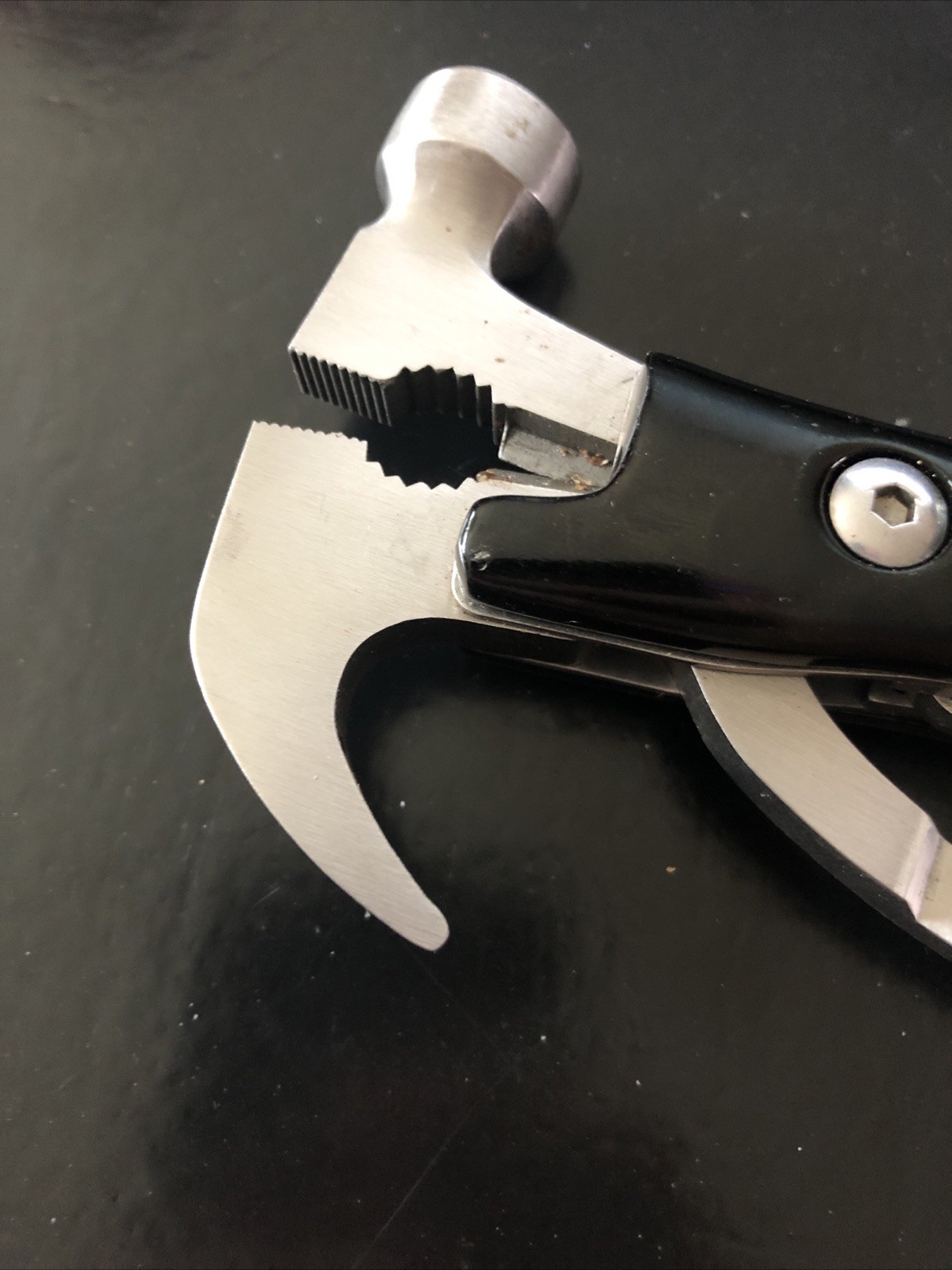 Stanley 11-in-1 Hammer Multi-Tool Hammer Screwdriver Pliers Saw File TB