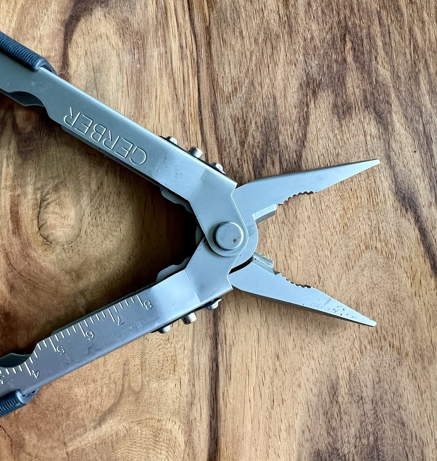 Gerber Multi-Plier Multi-Tool, MP-600, Stainless; Pre-owned. See Photos.