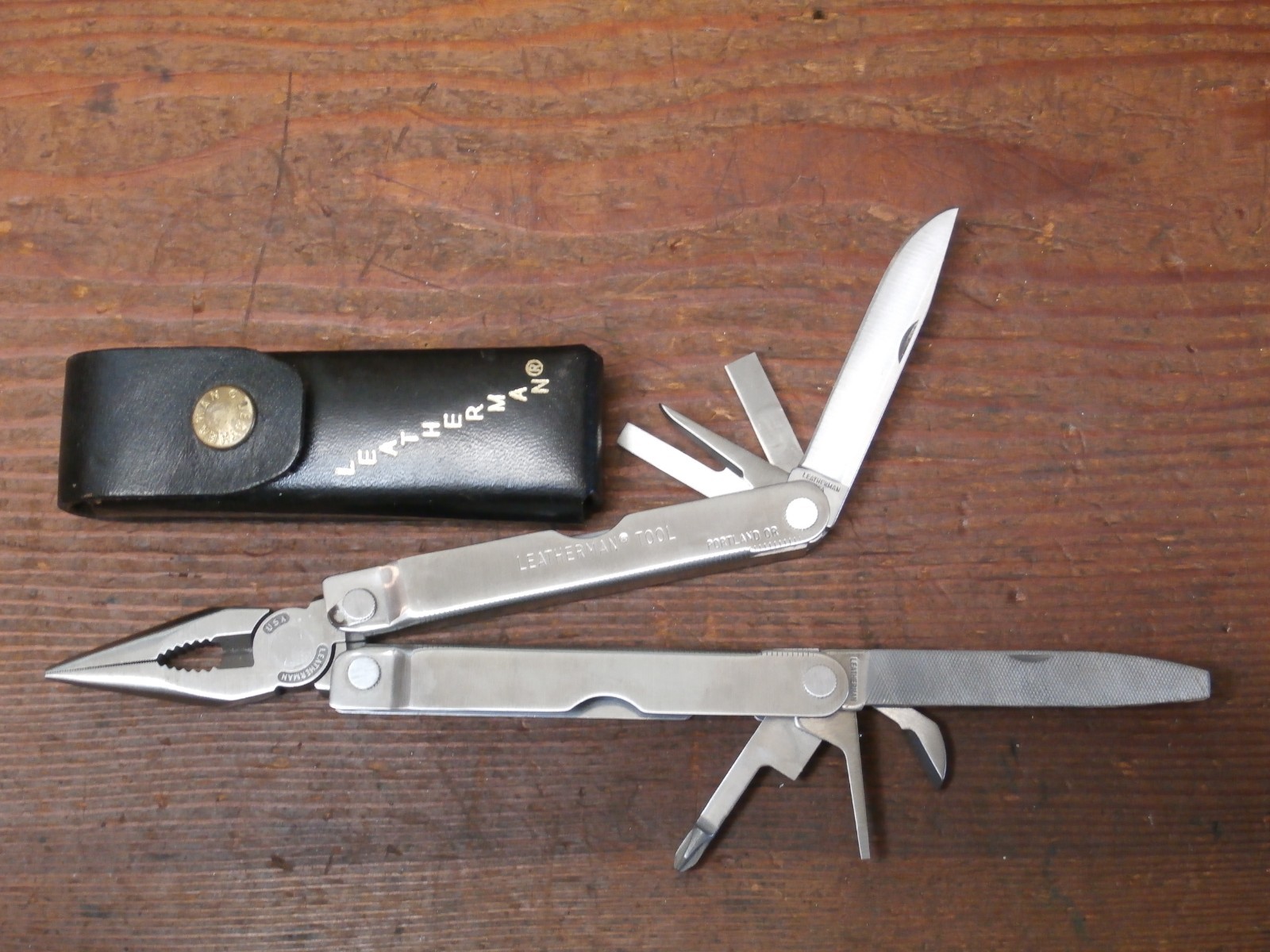 LEATHERMAN Multitool W/Leather Case 1990’s New Unused Condition