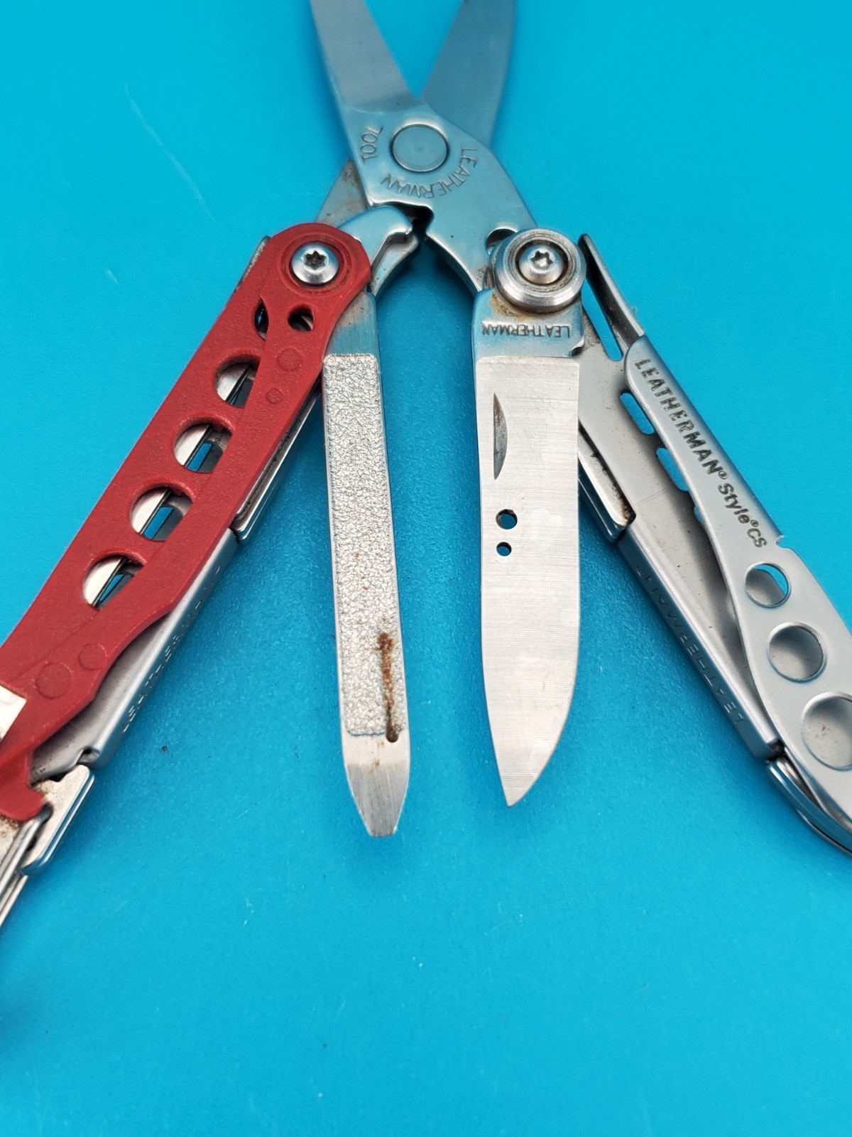 Leatherman Style CS Red Multi-Tool! FAST SHIPPING!
