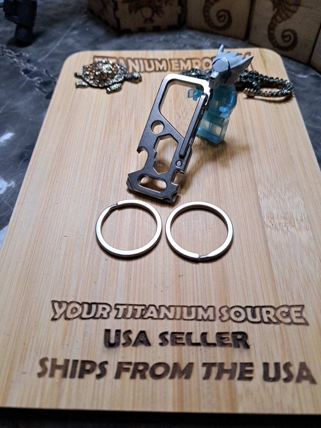 EDC TITANIUM CARABINER MULTI-TOOL