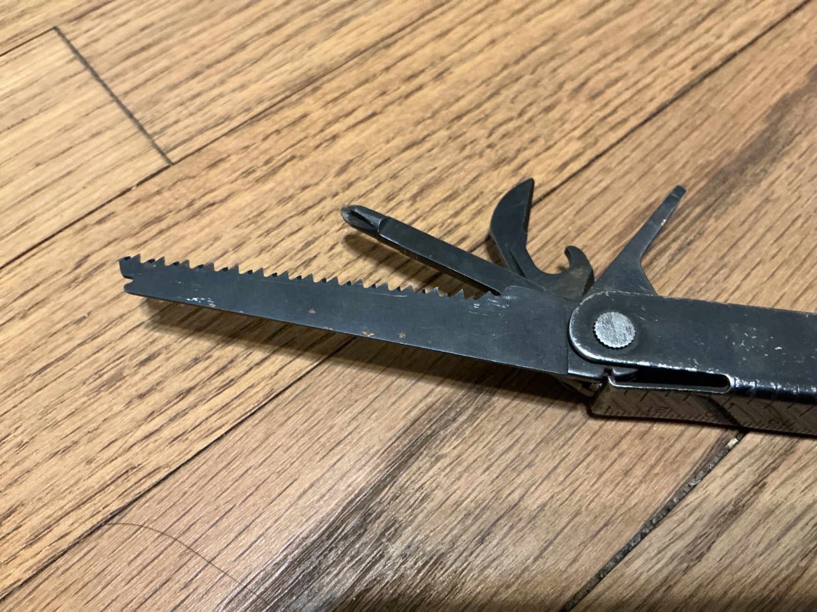 Leatherman Super Tool black oxide with leather sheath, USA made, original
