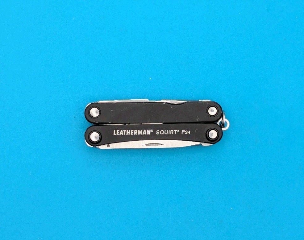 Leatherman SQUIRT PS4 Multi-Tool With Pliers Scissors Knife BLACK!