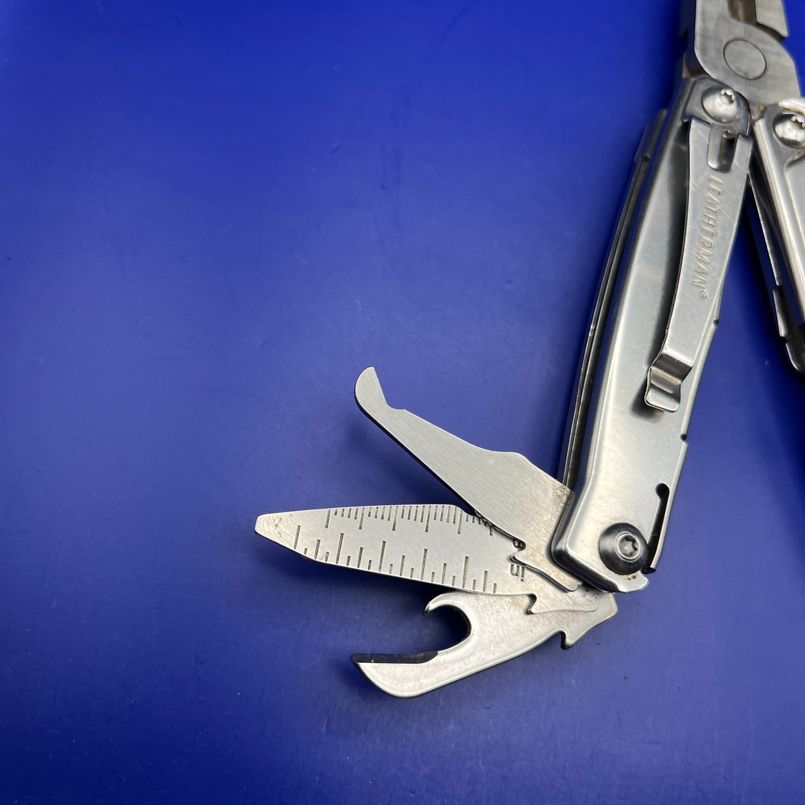 Leatherman Rev Multi Tool with Knife