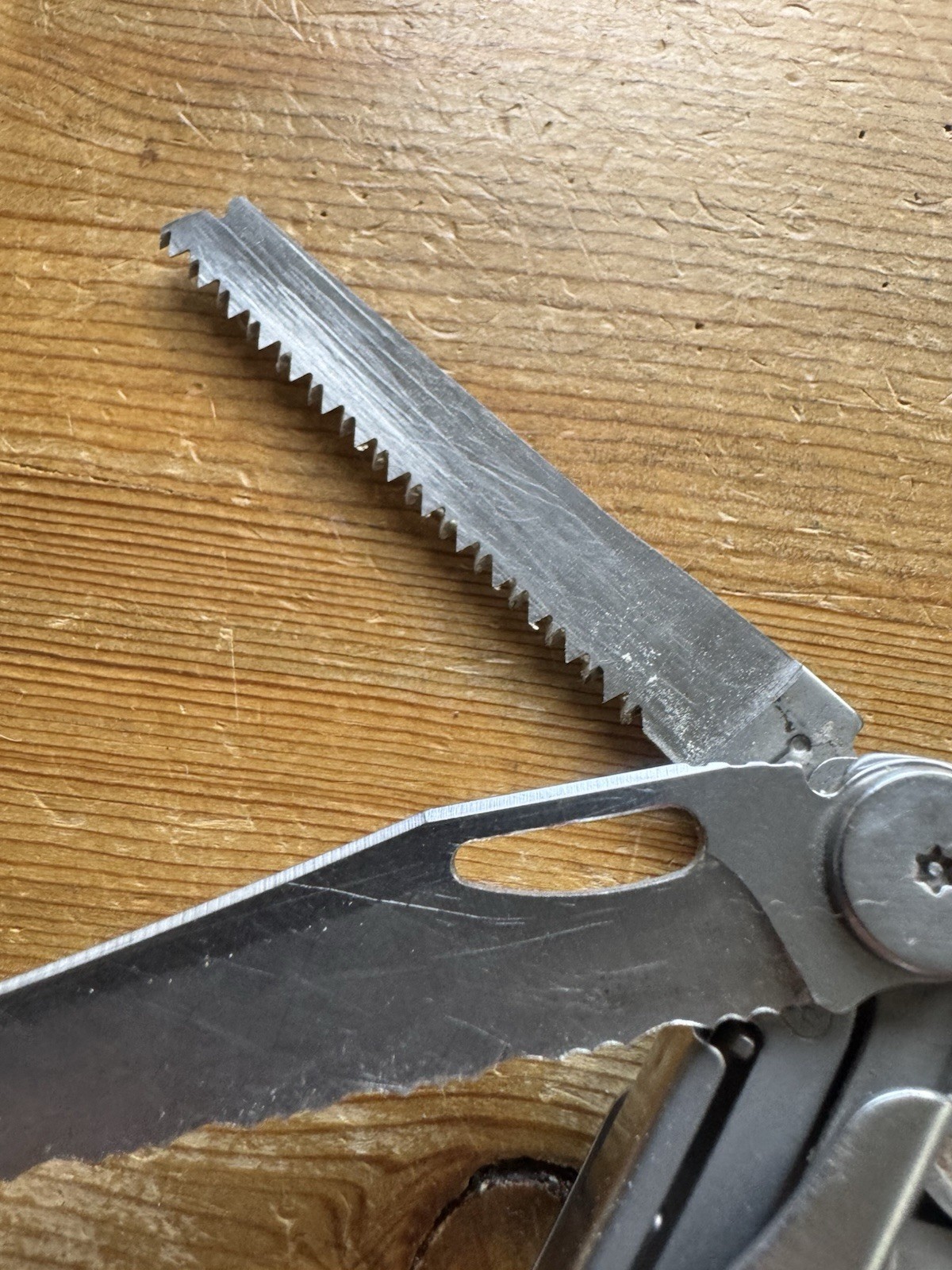 Leatherman + Wave Plus Multitool Stainless Steel – Broken Head Flat Screwdriver