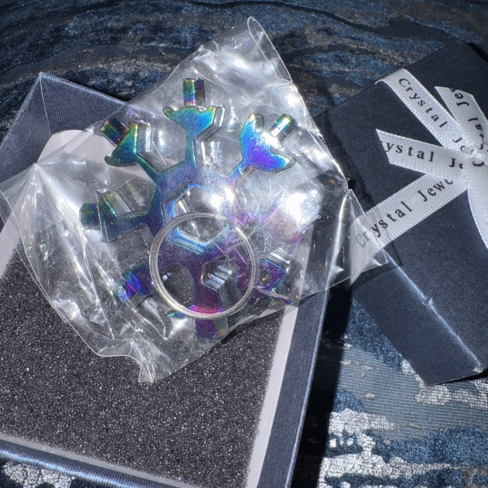 Oil Slick ADVENTURE TOOL 15-In-1 Metric MULTI-TOOL Stainless Steel Snowflake