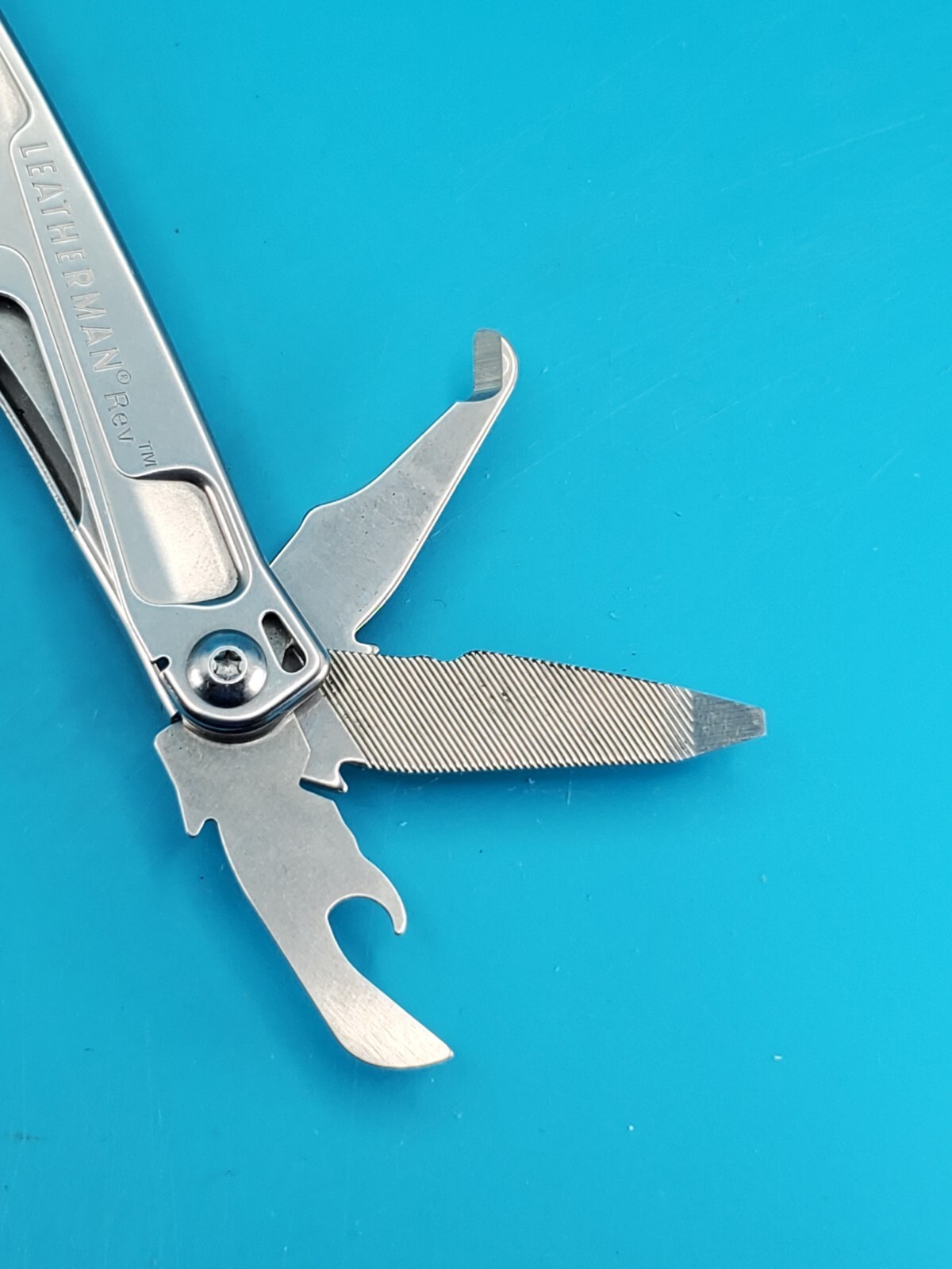 Leatherman Rev 3.8″ Multi-Tool, Stainless! EXCELLENT!